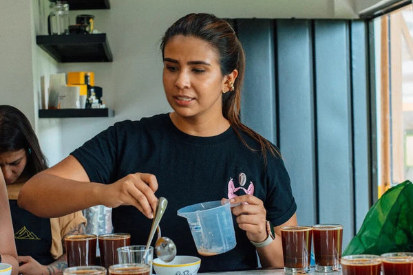 ANA ROSADA Café
